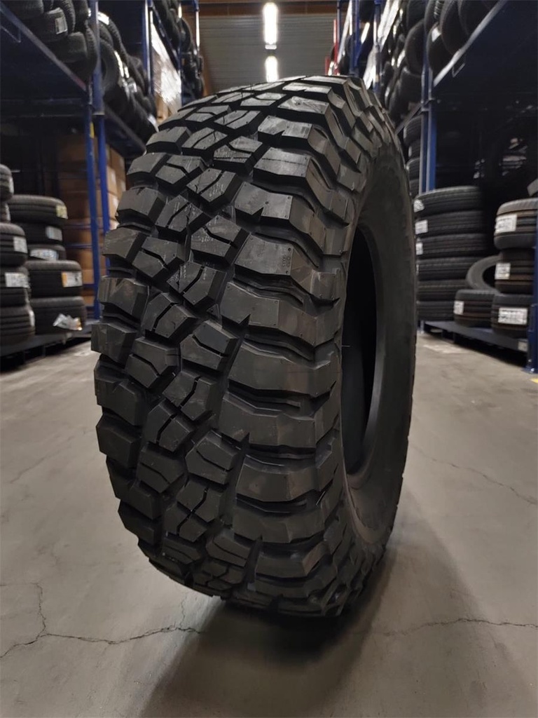 215/75R15 100Q BFGOODRICH MUD TERRAIN T/A KM3 G
